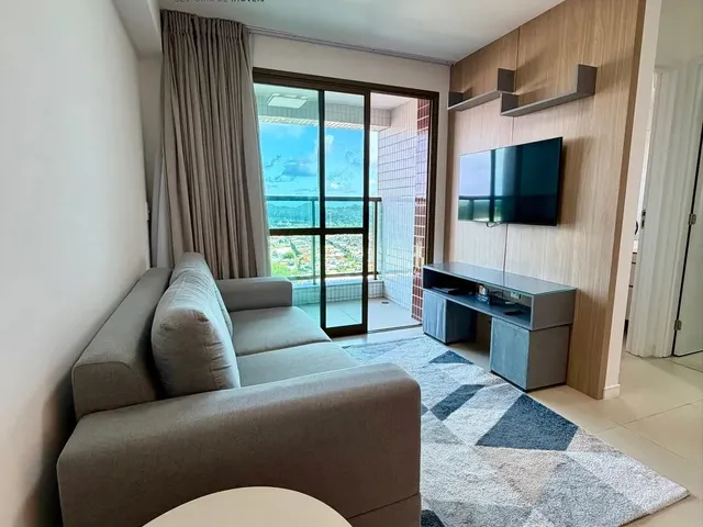 Imagem: O apartamento possui 2 Dormitórios, 1 Suíte, 2 Banheiros,