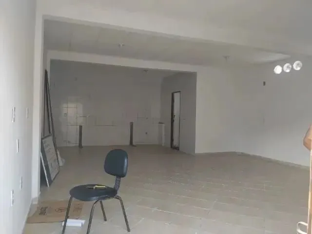 Imagem 3: Aluga-Se Ponto Comercial no Igapó 60M2