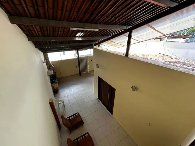 Imagem 12: Aluga Casa Candelária com 5 Quartos 3 Vagas de Garagem