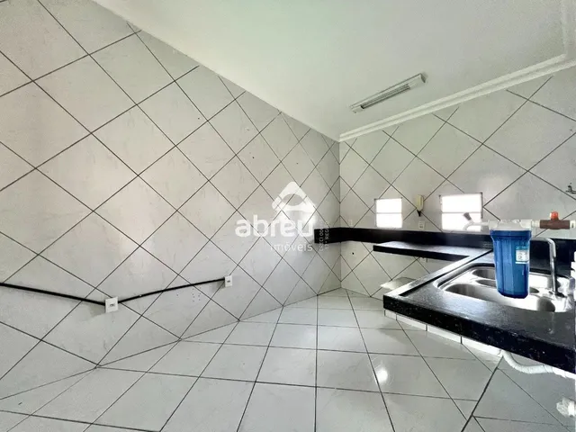 Imagem 9: Imóvel para Aluguel Tem 171 Metros Quadrados com 3 Quartos em Candelária - Natal - Rn