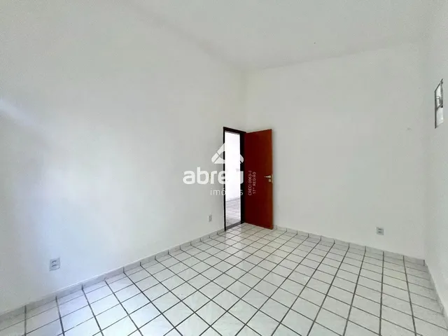 Imagem 6: Imóvel para Aluguel Tem 171 Metros Quadrados com 3 Quartos em Candelária - Natal - Rn