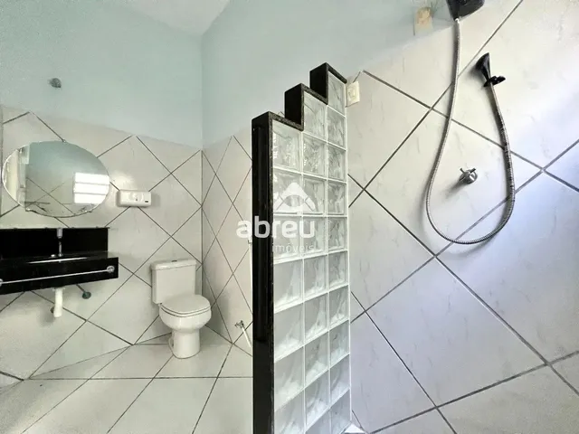 Imagem 5: Imóvel para Aluguel Tem 171 Metros Quadrados com 3 Quartos em Candelária - Natal - Rn