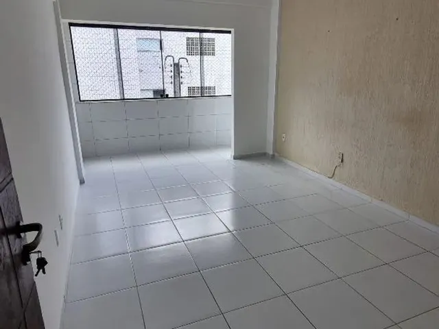 Imagem 2: Aluga-Se Apt. 3/4 Capim Macio 89 M2