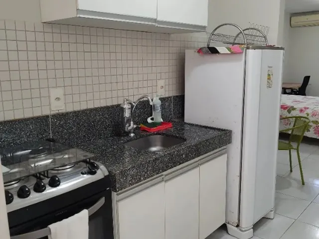 Imagem 3: Kitnet em Ponta Negra, Quarto, Cozinha e Banheiro