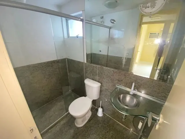 Imagem 2: Apartamento com 2 Dormitórios para Alugar, 62 M² por R$ 2.200/Mês, - Petrópolis