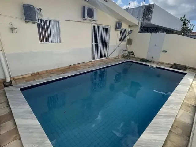 Imagem 3: Imóvel para Aluguel Tem 200 Metros Quadrados com 4 Quartos em Ponta Negra - Natal - Rn