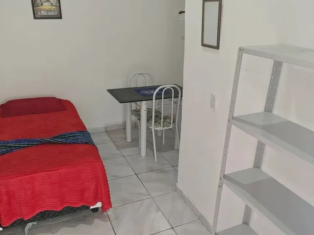 Imagem: Alugo Quartos, Suítes e Kitnets