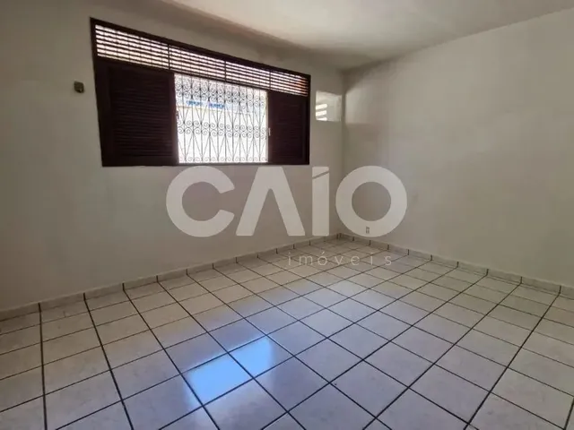 Imagem 7: Casa Comercial em Tirol
