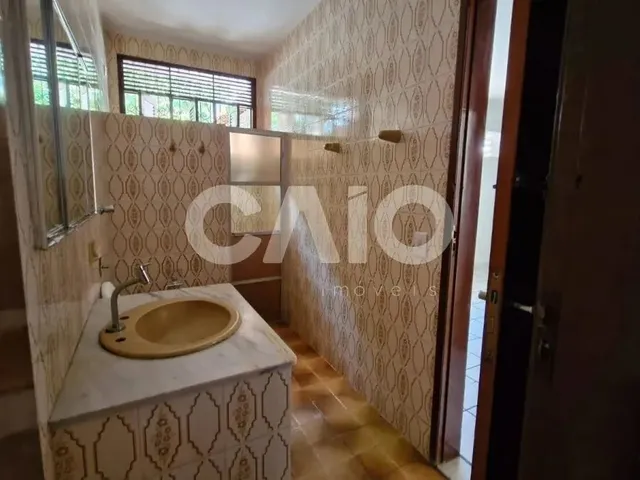 Imagem 3: Casa Comercial em Tirol