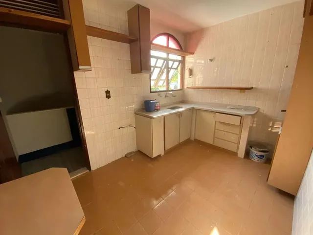 Imagem 15: Imóvel para Aluguel Tem 230 M² com 5 Quartos em Capim Macio - Natal - Rn