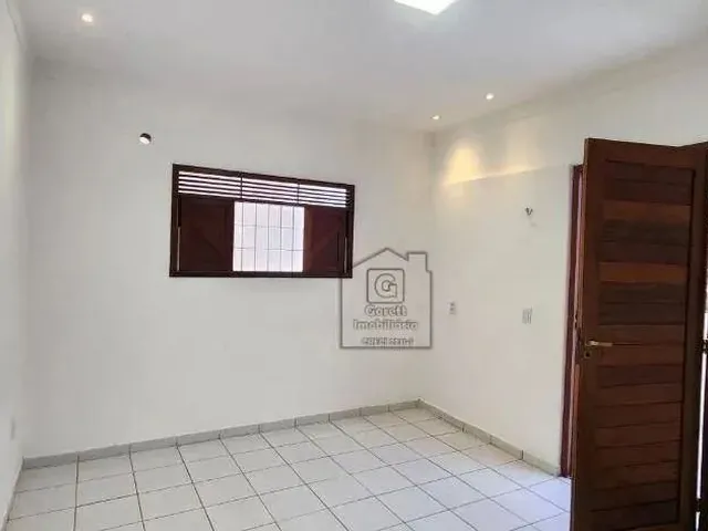 Imagem 5: Casa Ampla e Bem Cuidada para Locação em Candelária - 3 Quatos - Alugar - 207 M²