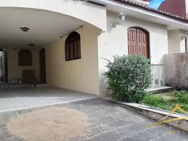 Imagem 3: Casa Comercial Duplex em Lagoa Nova com 4/4, 250M², 2 Vagas de Garagem