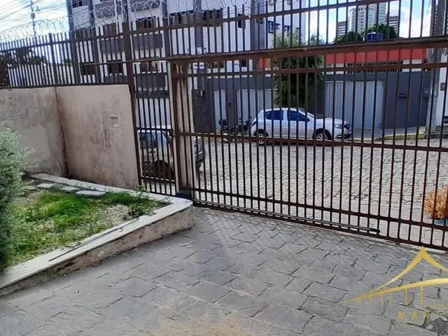 Imagem 4: Casa Comercial Duplex em Lagoa Nova com 4/4, 250M², 2 Vagas de Garagem
