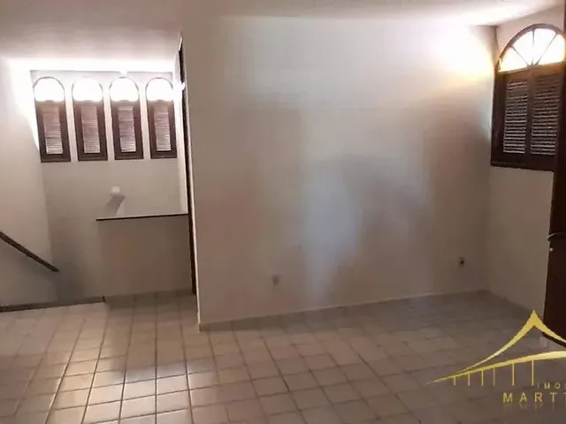 Imagem 15: Casa Comercial Duplex em Lagoa Nova com 4/4, 250M², 2 Vagas de Garagem