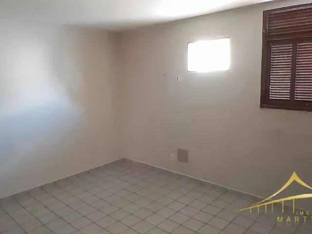 Imagem 12: Casa Comercial Duplex em Lagoa Nova com 4/4, 250M², 2 Vagas de Garagem