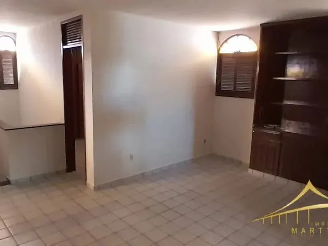Imagem 5: Casa Comercial Duplex em Lagoa Nova com 4/4, 250M², 2 Vagas de Garagem