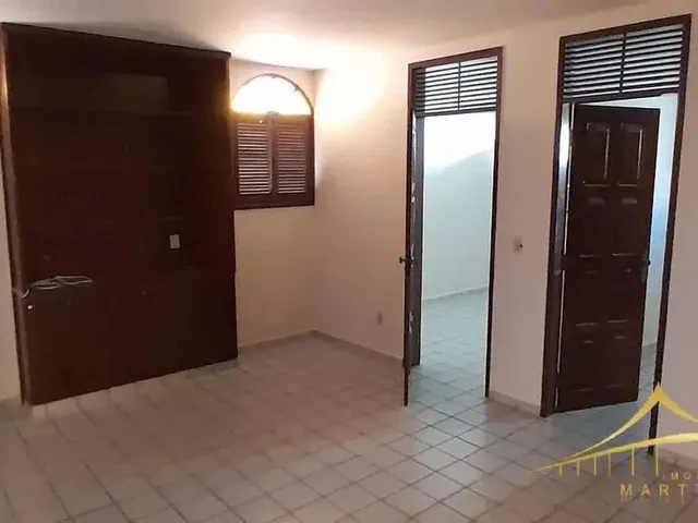 Imagem 14: Casa Comercial Duplex em Lagoa Nova com 4/4, 250M², 2 Vagas de Garagem