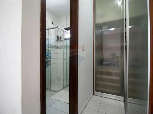Imagem 12: Casa Duplex Maravilhosa 6/4 Sendo 04 Suites para Locação em Capim Macio