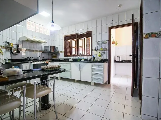 Imagem 13: Casa Duplex Maravilhosa 6/4 Sendo 04 Suites para Locação em Capim Macio