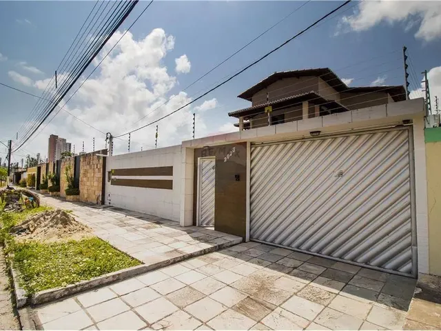 Imagem 10: Casa Duplex Maravilhosa 6/4 Sendo 04 Suites para Locação em Capim Macio