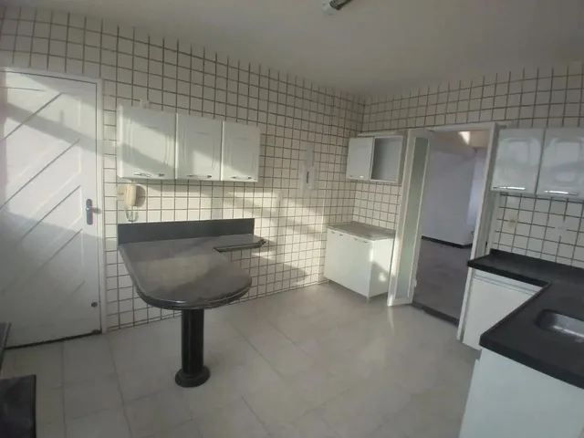 Imagem 10: Duplex para Locação Tem 270 Metros Quadrados com 3 Quartos em Lagoa Nova - Natal - Rn