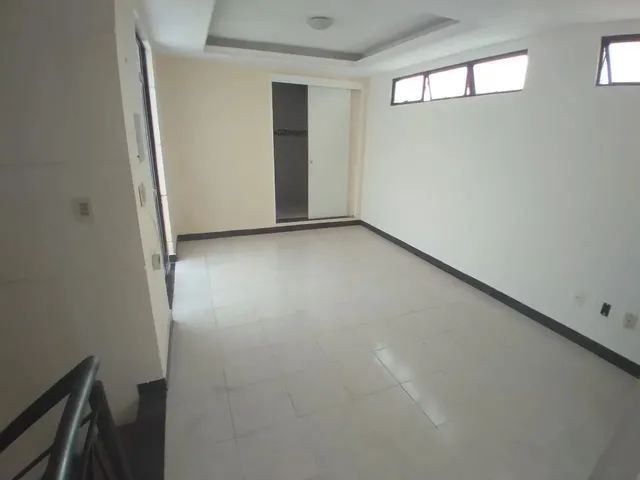 Imagem 3: Duplex para Locação Tem 270 Metros Quadrados com 3 Quartos em Lagoa Nova - Natal - Rn