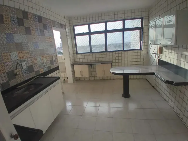 Imagem 2: Duplex para Locação Tem 270 Metros Quadrados com 3 Quartos em Lagoa Nova - Natal - Rn