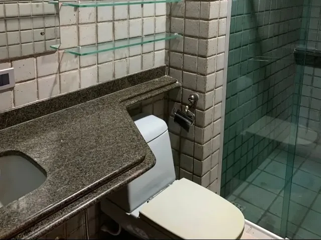 Imagem 10: Imóvel para Aluguel com 290 Metros Quadrados com 4 Quartos em Ponta Negra - Natal - Rn