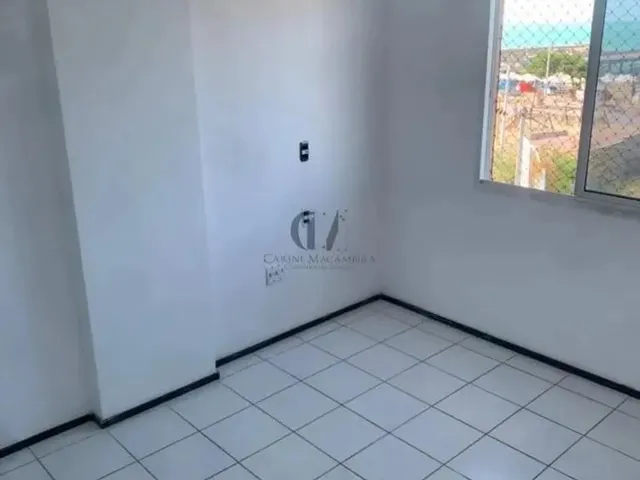 Imagem 2: Apartamento À Venda em Fortaleza, Praia de Iracema, com 2 Suítes, com 65 M²