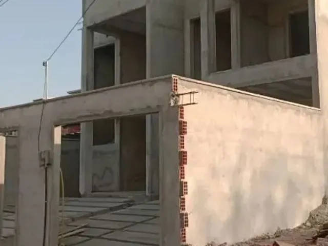 Imagem: Casa com 4 Dormitórios À Venda, 173 M²