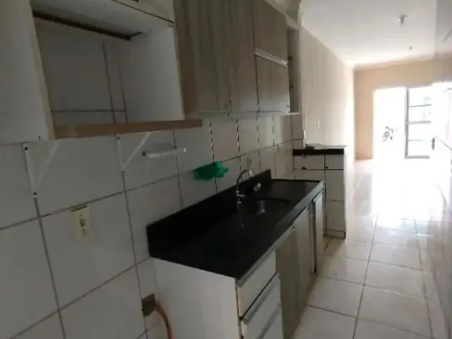 Imagem 3: Casa com 3 Dormitórios À Venda, 105 M² por R$ 300.000,00 - Prefeito José Walter