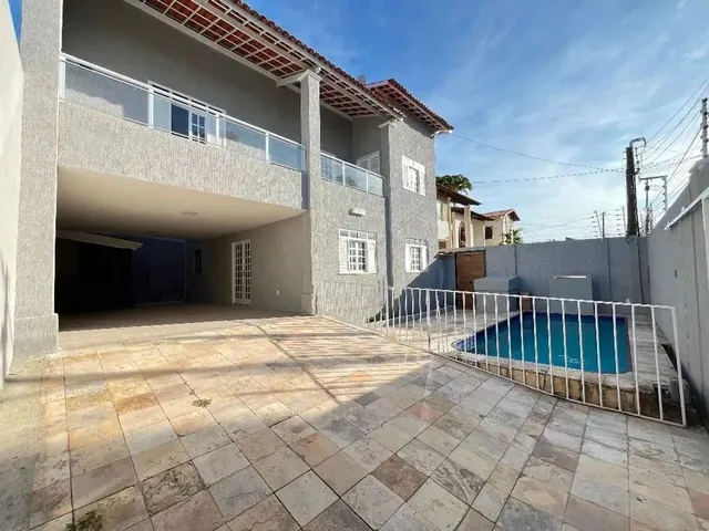 Imagem: Casa com 5 Quartos À Venda, 143 M² por