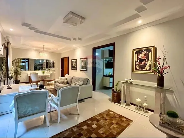 Imagem 1: Linda Casa no Bairro de Fátima | 201M² | 100% Projetada | 3 Suítes