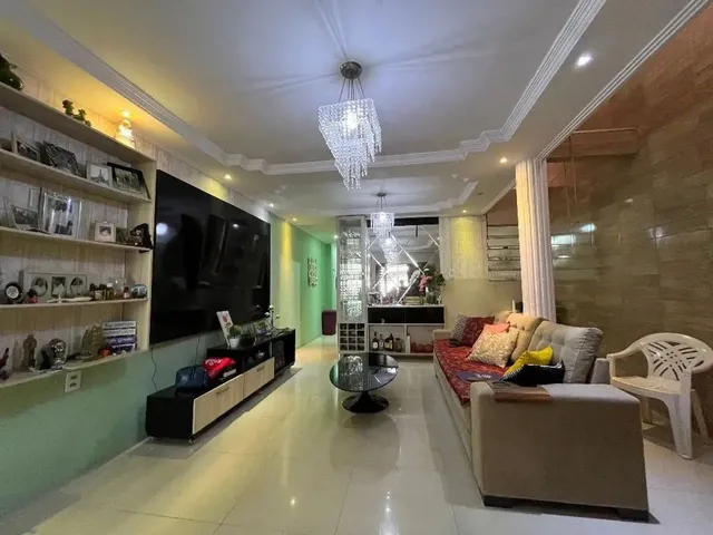 Imagem: Casa com 4 Quartos À Venda, 224 M² por