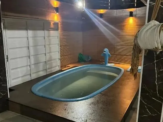 Imagem 4: Casa de Luxo na Parangaba,Com 4 Quartos, Piscina e Deck com Churrasqueira