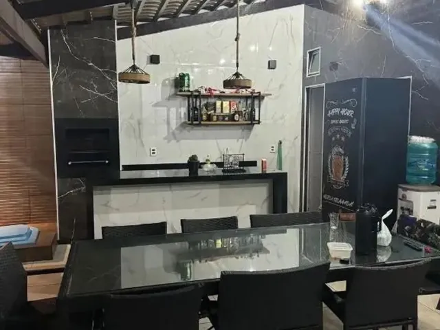 Imagem 3: Casa de Luxo na Parangaba,Com 4 Quartos, Piscina e Deck com Churrasqueira