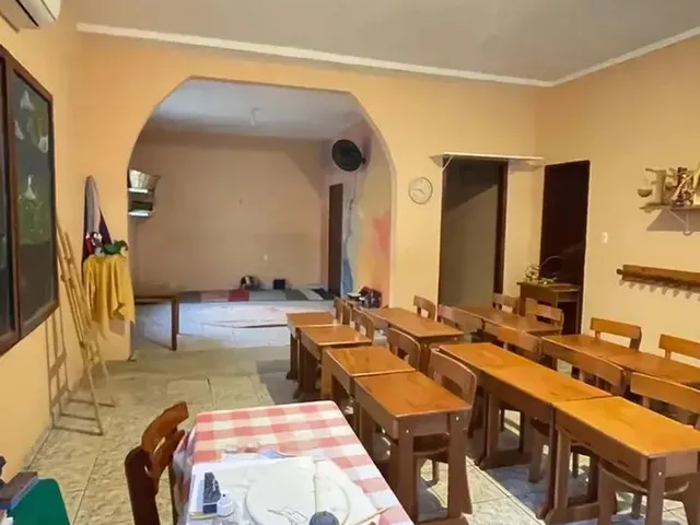 Imagem 2: Imóvel para Venda com 288 Metros Quadrados com 5 Quartos em Fátima - Fortaleza - Ce