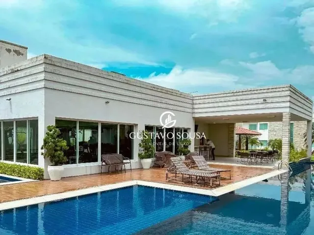 Imagem 2: Casa com 4 Dormitórios À Venda por R$ 890.000,00 - Lagoa Redonda - Fortaleza/Ce