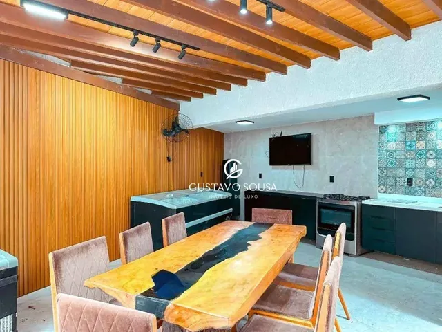 Imagem 3: Casa com 4 Dormitórios À Venda por R$ 890.000,00 - Lagoa Redonda - Fortaleza/Ce