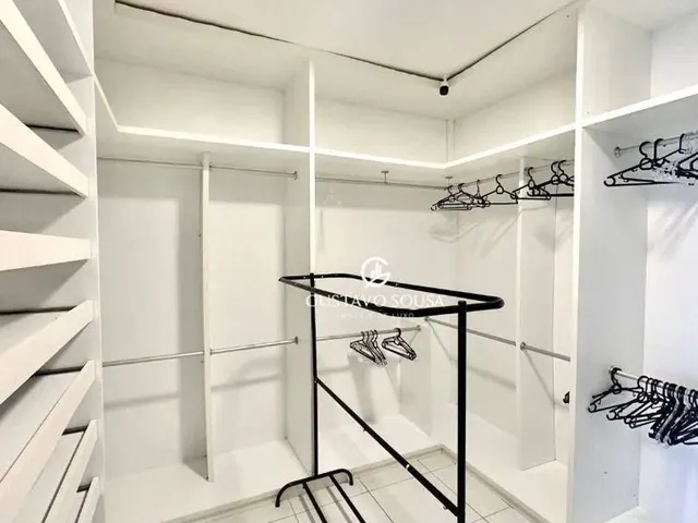 Imagem 13: Casa com 4 Dormitórios À Venda por R$ 890.000,00 - Lagoa Redonda - Fortaleza/Ce