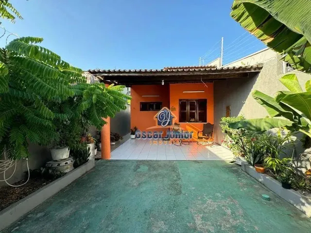 Imagem: Casa com 3 Quartos (2 Suítes) À Venda