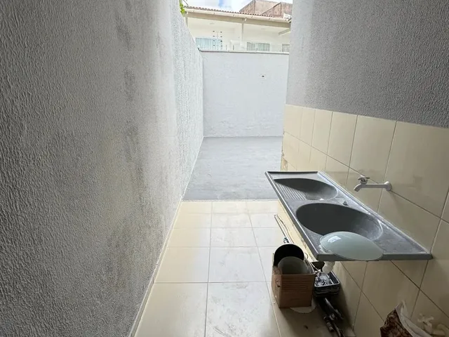 Imagem 15: Casa com 6 Vagas, 3 Quartos, 1 Quadra da Av. Godofredo Maciel