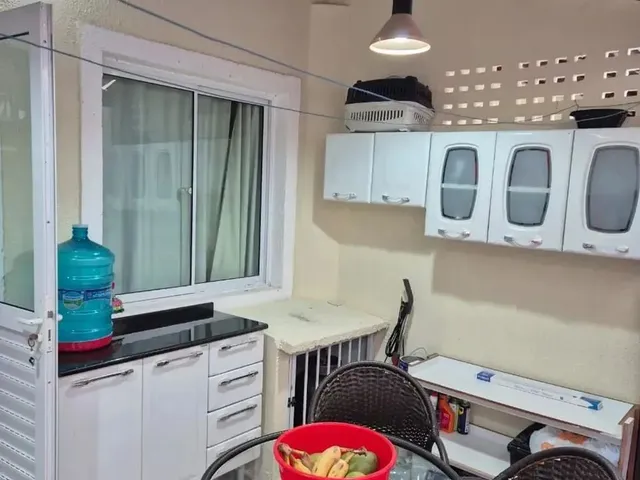 Imagem 2: Imóvel para Venda Possui 65 Metros Quadrados com 2 Quartos em Lagoa Redonda - Fortaleza