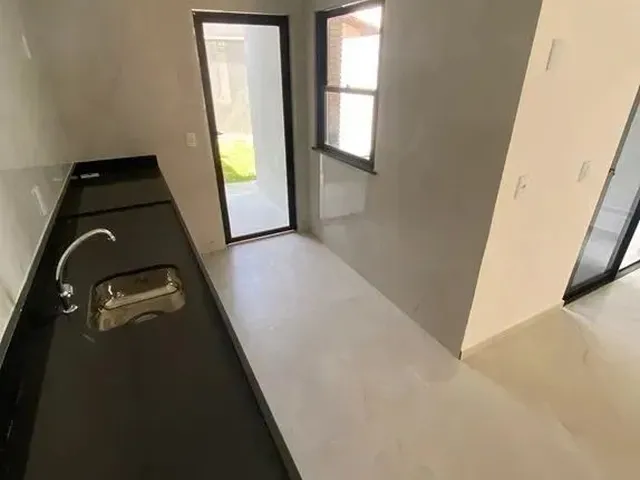 Imagem 2: Casa Duplex Solta À Venda no Bairro Edson Queiroz
