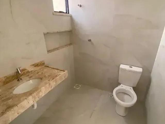 Imagem 3: Casa Duplex Solta À Venda no Bairro Edson Queiroz