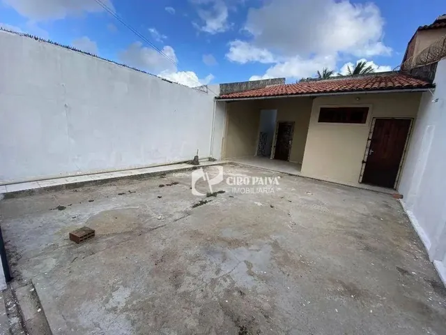 Imagem: Casa com 2 Dormitórios À Venda, 182 M²