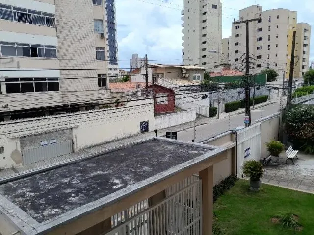 Imagem: Pesquisas! Esquina com Engenheiro Santana