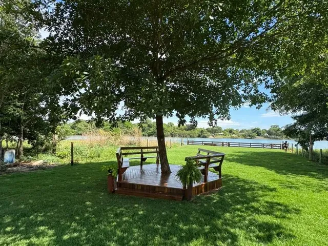 Imagem 11: Chácara em Luzimangues. Beira do Lago