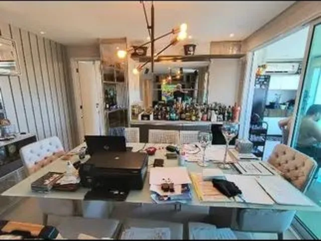 Imagem: O apartamento possui 4 Dormitórios, 3 Suítes, 5