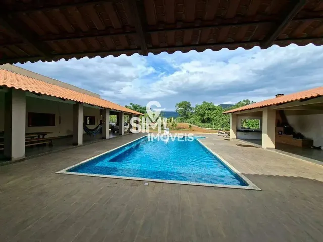 Imagem: Chácara no Vale da Cachoeira com 03 Quartos